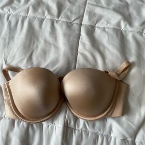 La Senza strapless push-up bra.Beige
